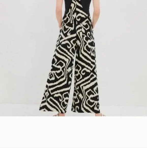 ANTHROPOLOGIE CONSTANCE BLACK AND WHITE WIDE LEG OVERALLS SIZE MED.   #7354 - Picture 10 of 10